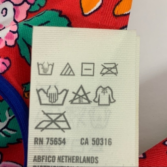 Abercrombie and Fitch | Size M | Red Floral Tie Sides Bikini Swim Bottom NWT - Picture 11 of 12